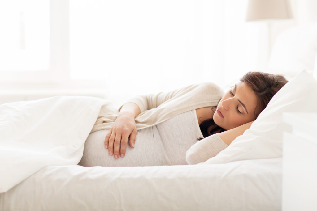 Leia mais sobre o artigo Como fica o sono na gravidez?