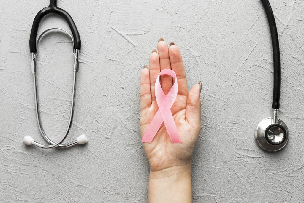 Você está visualizando atualmente Conheça sinais de câncer de mama que não têm relação com caroços