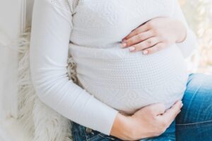 Leia mais sobre o artigo Os diferentes tipos de partos e suas características: como escolher o ideal?